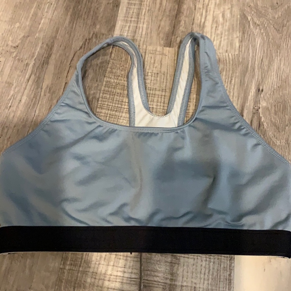 Gap sports bra